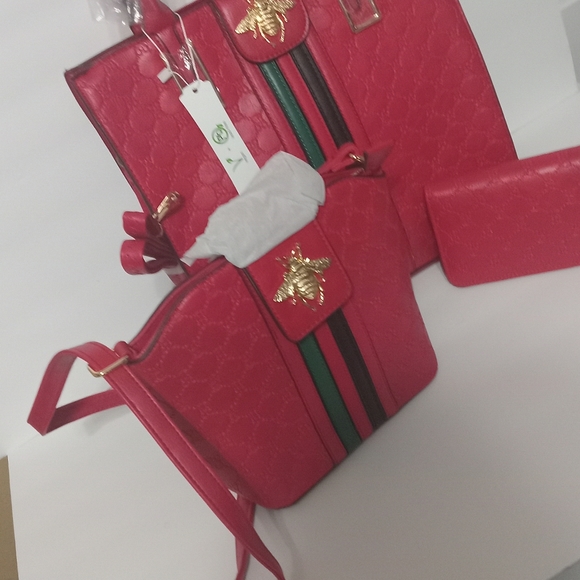 Queen Bee Stripe embossed monogram 3 in 1 handbag set - Picture 4 of 7